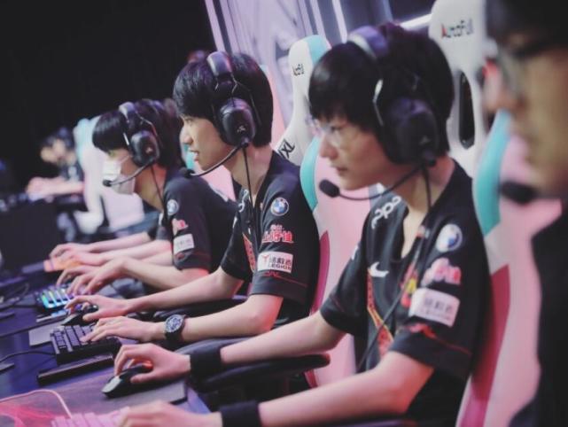 从步行者到 从步行者到